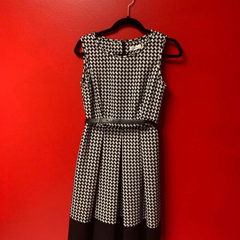 Calvin Klein Houndstooth/ Checkered Dress, Large